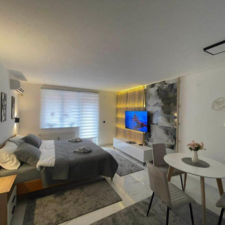 Apartman Afrodita Lux 1 Ni 外观 照片
